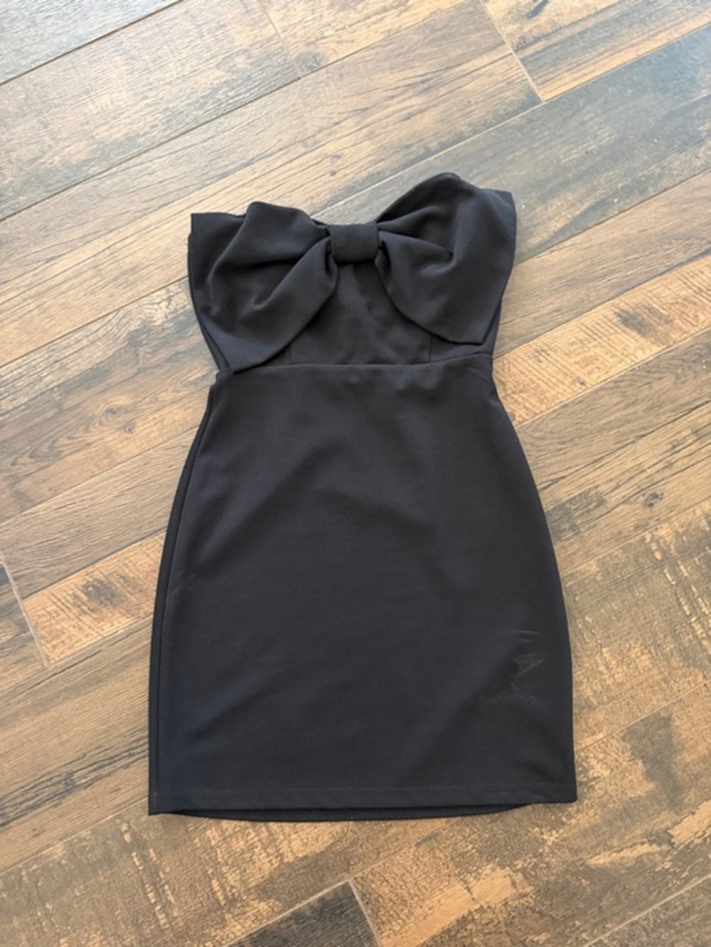 Strapless Black Bow-Front Sheath Dress